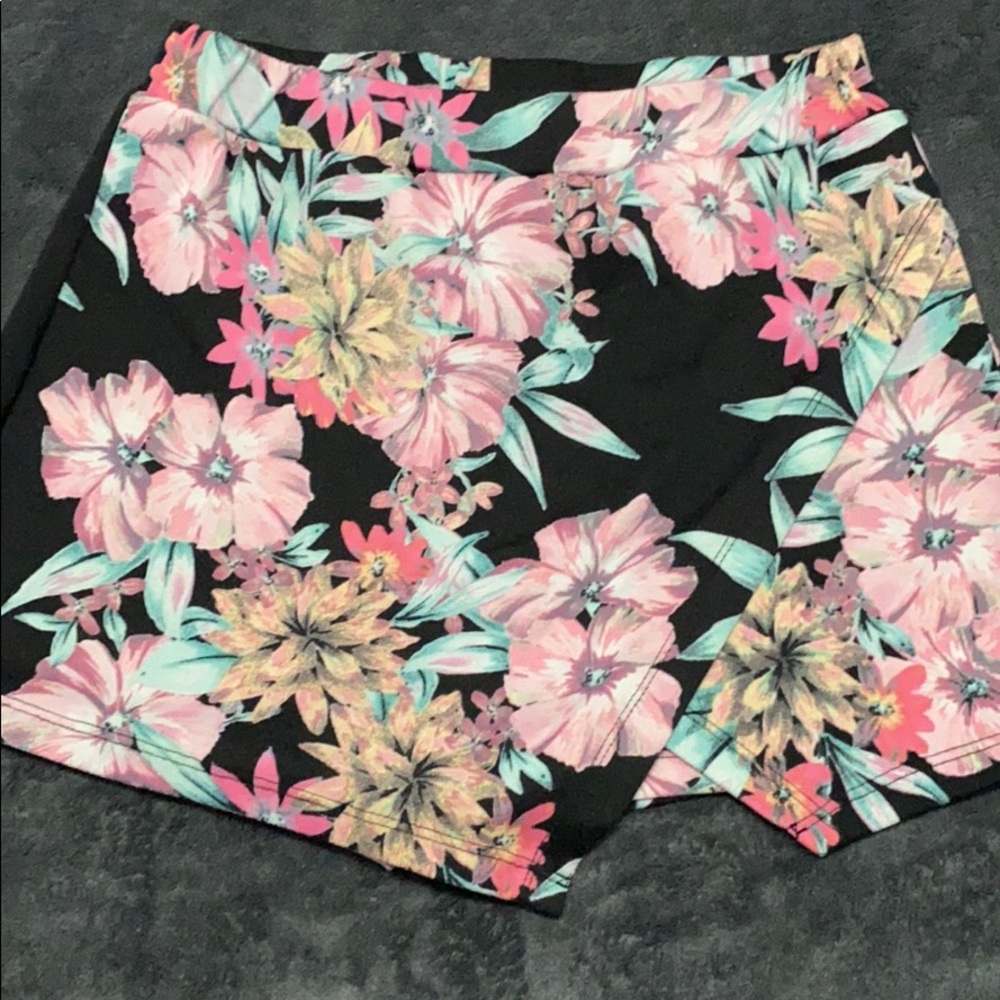 Women’s skorts, L